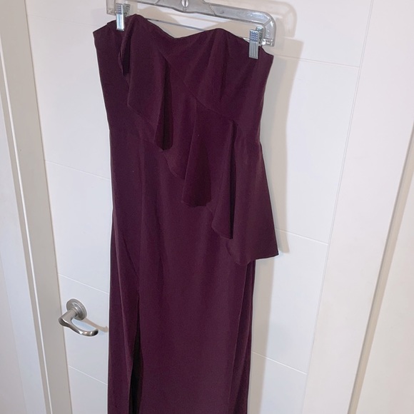 Size 8 HALSTON evening gown - Picture 9 of 13